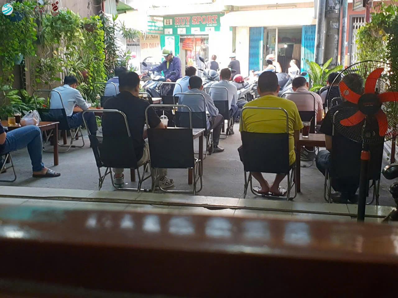 z6490082180059_f8324c94a93981820bfd9a6e3bda4a63